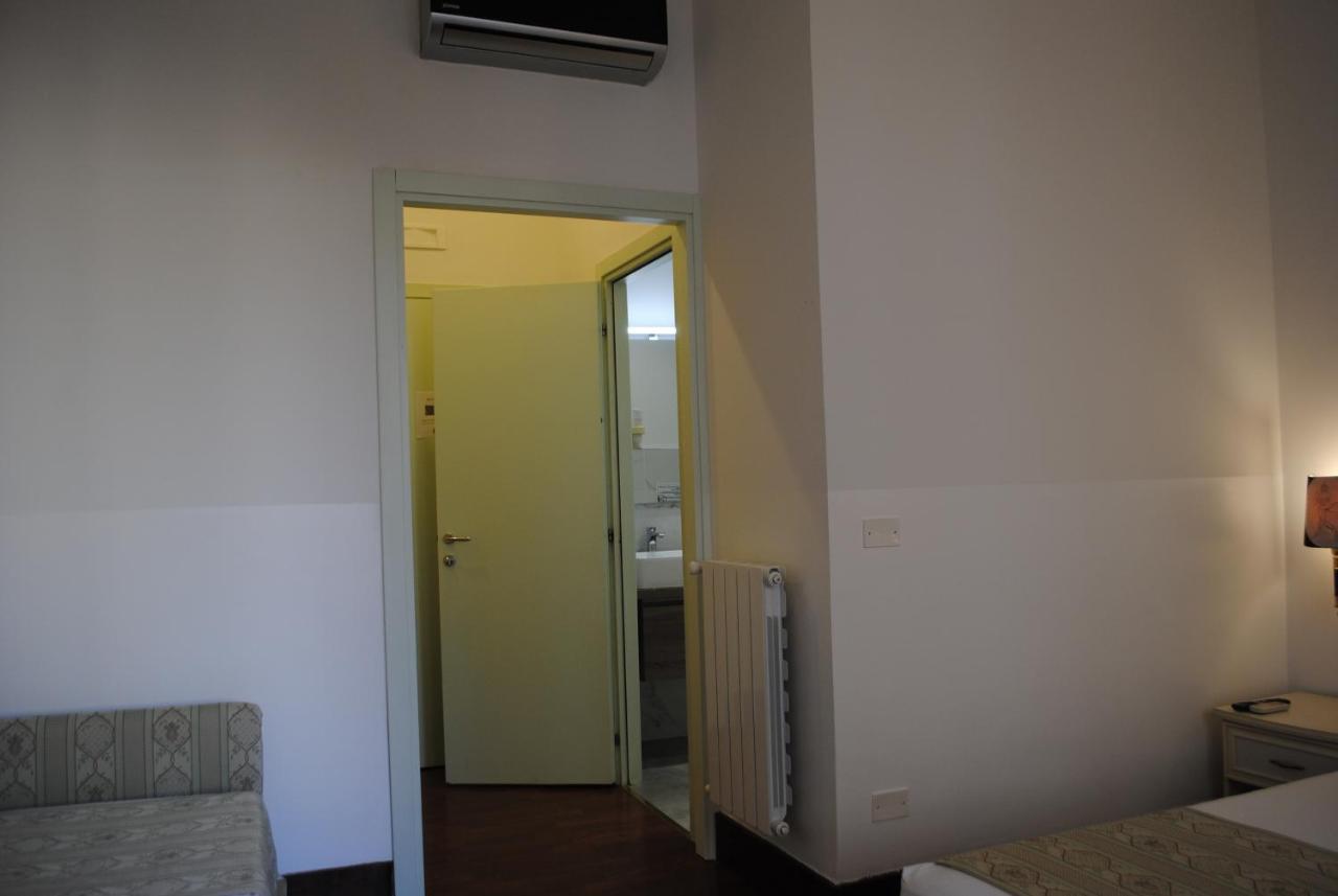 B&B Palazzo Sant'Alfano Катания Екстериор снимка