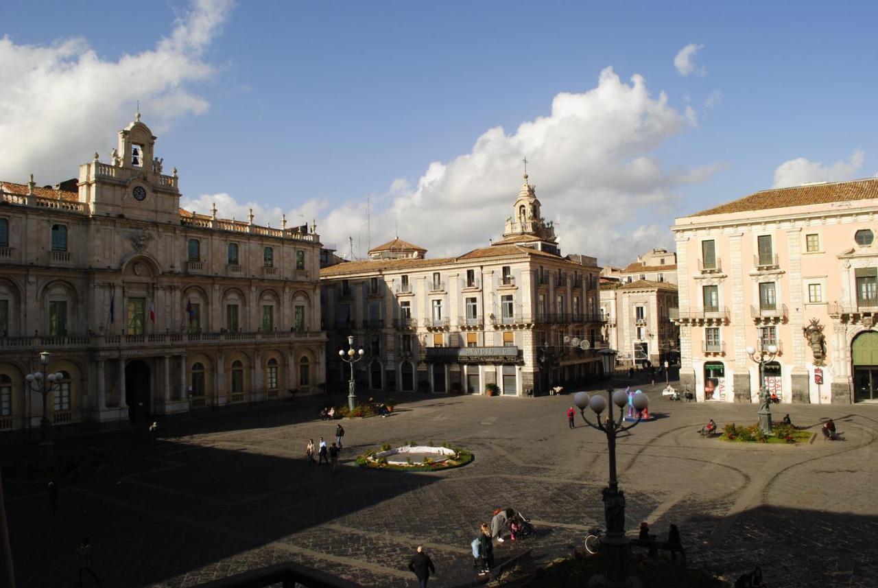 B&B Palazzo Sant'Alfano Катания Екстериор снимка