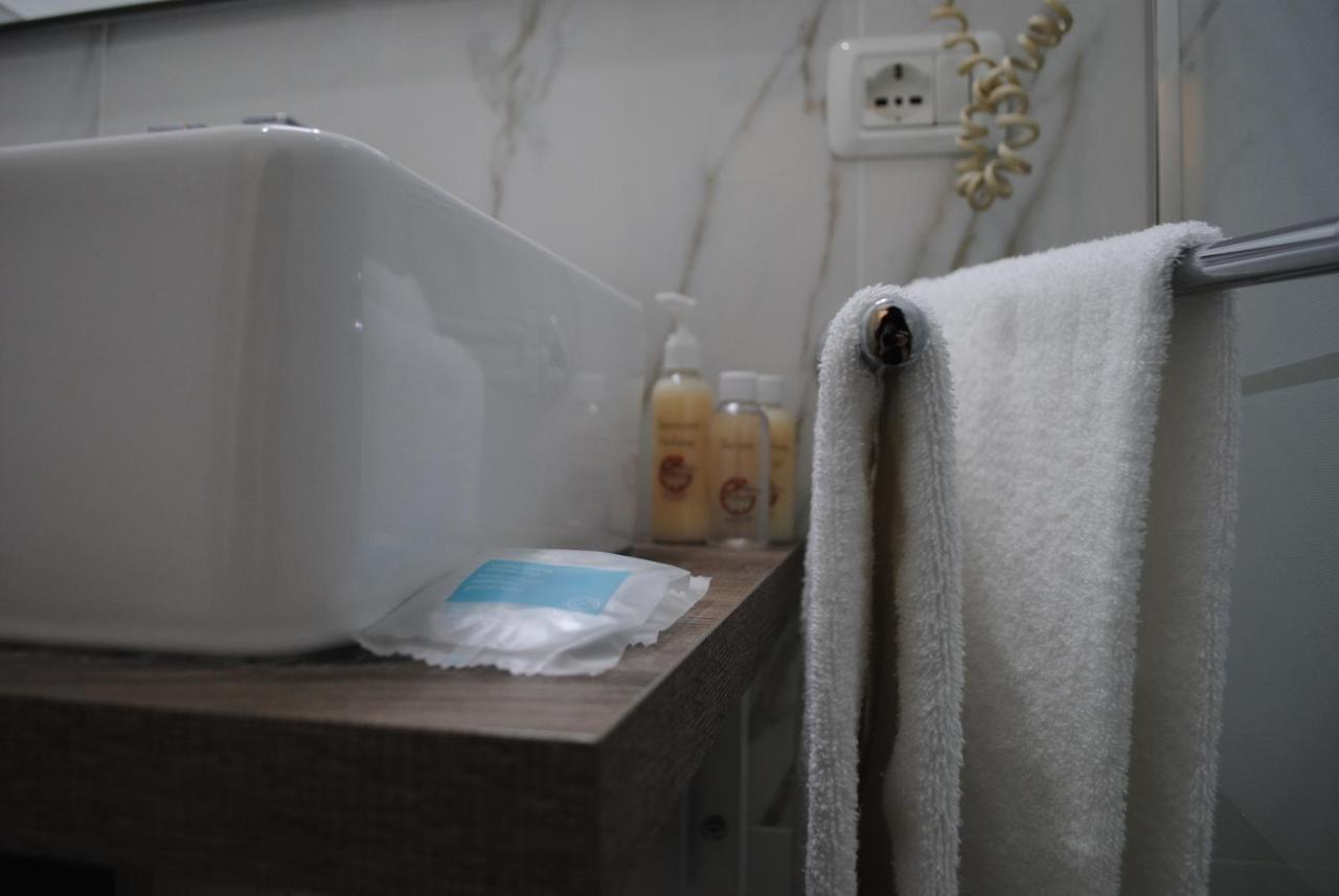 B&B Palazzo Sant'Alfano Катания Екстериор снимка
