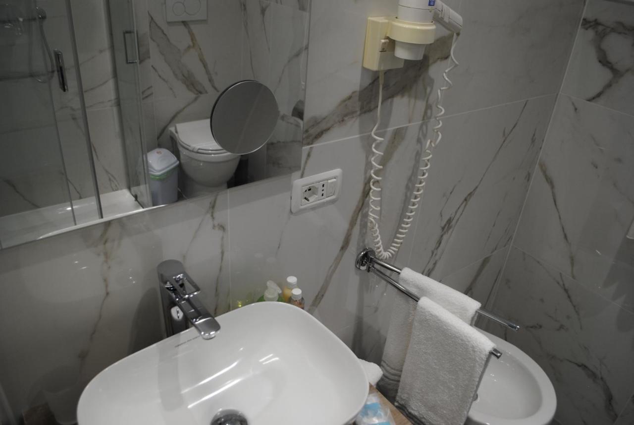 B&B Palazzo Sant'Alfano Катания Екстериор снимка